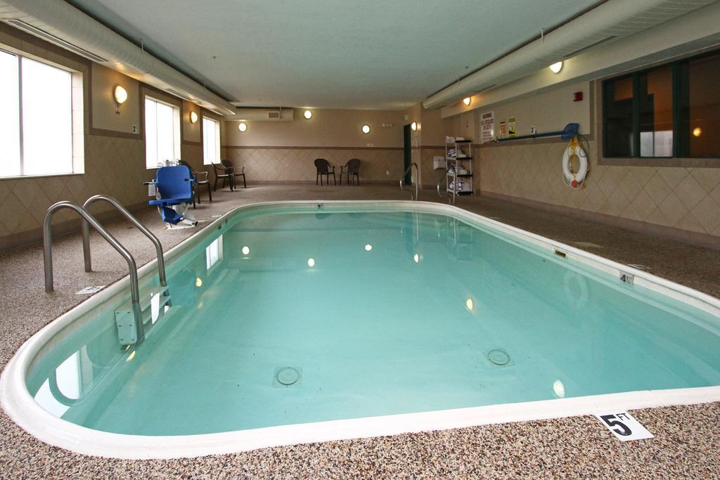 New Victorian Inn & Suites Лінкольн Екстер'єр фото
